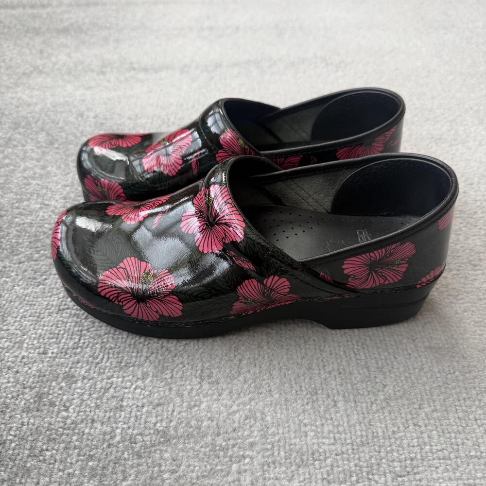 Dansko Clogs Shoes Womens Size 41 Black Pink Floral Patent Leather Comfort
